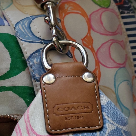 Coach patchwork purse🎉🎉HP🎉🎉 - Picture 11 of 11